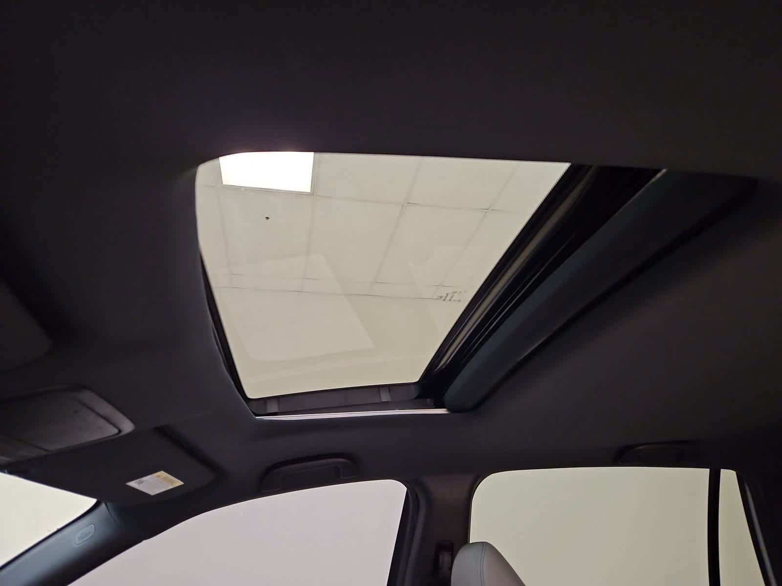 Certified 2023 Honda Passport EX-L image 3