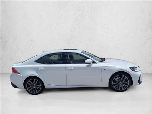 Used 2018 Lexus IS 300 F Sport w/ F Sport Package RWD image 4