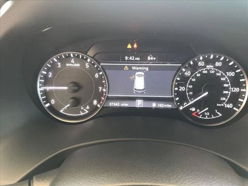 Used 2022 Nissan Armada SL w/ Midnight Edition Package RWD image 9