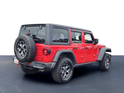 Used 2021 Jeep Wrangler Unlimited Rubicon w/ LED Lighting Group AWD/4WD image 10