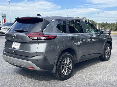 Certified 2023 Nissan Rogue S image 28