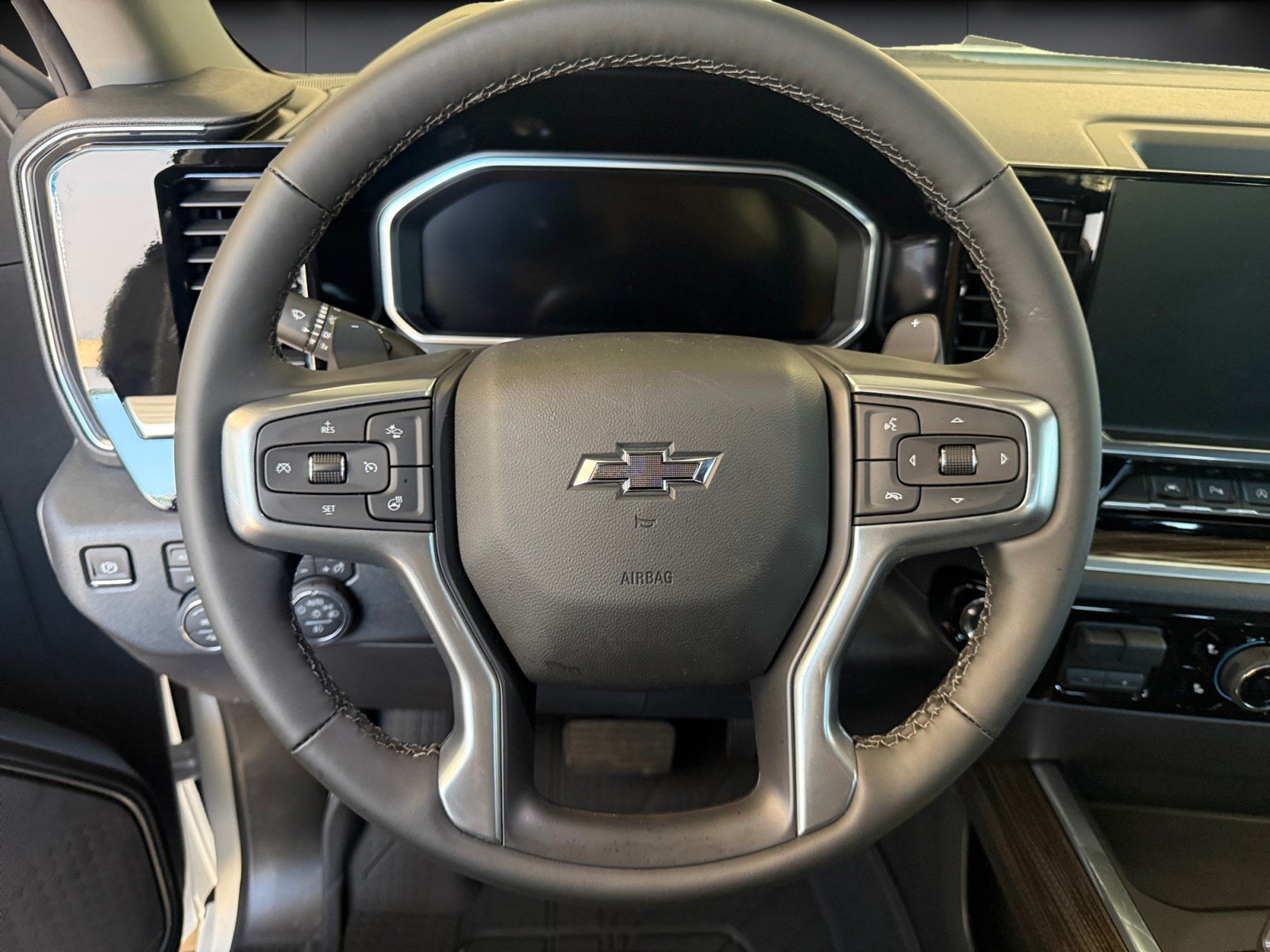New 2026 Chevrolet Silverado 1500 RST w/ RST All Star Premium Package AWD/4WD image 23