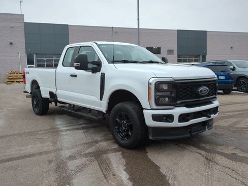 Used 2023 Ford F250 XL w/ STX Appearance Package image 2