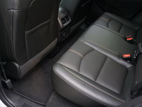Used 2024 Chevrolet Equinox Premier AWD/4WD image 28