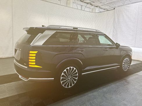 Used 2026 Hyundai Palisade Calligraphy AWD/4WD image 2