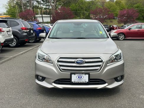Used 2016 Subaru Legacy 2.5i Premium AWD/4WD image 4