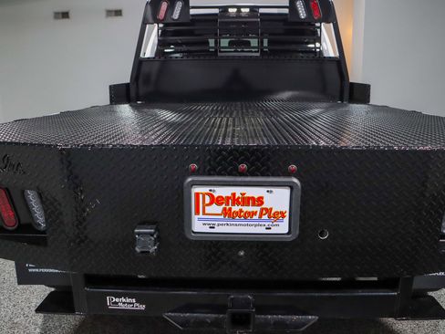 Used 2024 RAM 3500 Tradesman w/ Chrome Appearance Group image 9