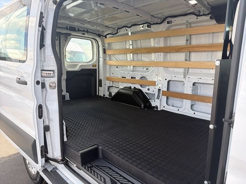 Used 2025 Ford Transit 250 Low Roof w/ Exterior Upgrade Package RWD image 18
