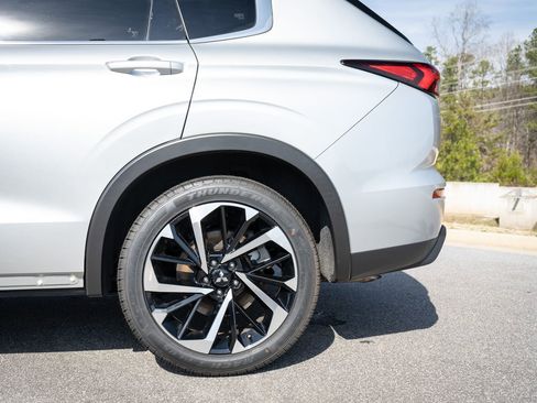 Used 2022 Mitsubishi Outlander SEL AWD/4WD image 6