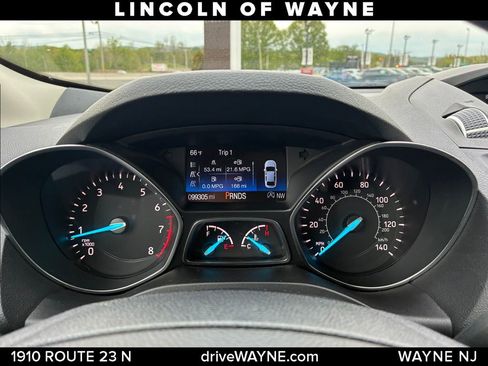 Used 2018 Ford Escape SE AWD/4WD image 16