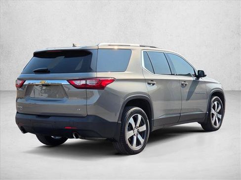 Used 2018 Chevrolet Traverse LT AWD/4WD image 5