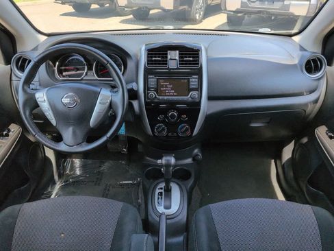 Used 2017 Nissan Versa SV w/ SV Special Edition Package FWD image 14