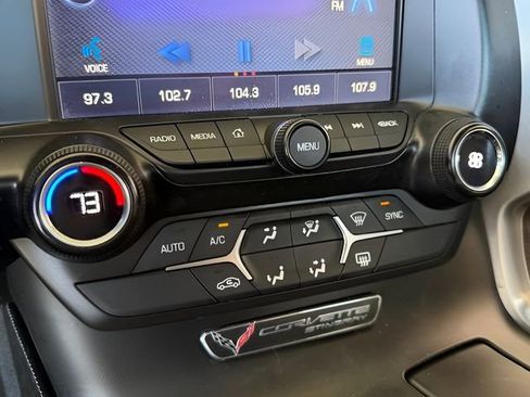 Used 2015 Chevrolet Corvette Stingray Convertible image 33