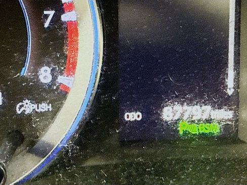 Used 2018 Toyota Highlander Limited image 12