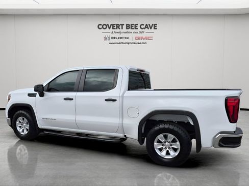 Used 2021 GMC Sierra 1500 2WD Crew Cab w/ Sierra Value Package image 6