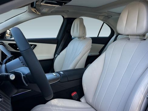 Used 2026 Mercedes-Benz E 350 Sedan image 5