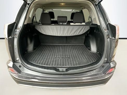 Used 2017 Toyota RAV4 XLE w/ Plus Extra Value Package image 25