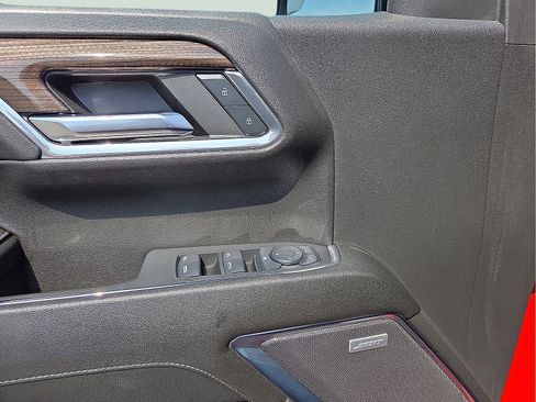 Used 2024 Chevrolet Silverado 1500 LT Trail Boss w/ Convenience Package II image 14