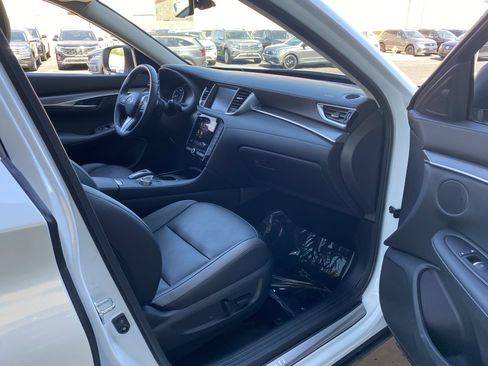 Used 2023 INFINITI QX50 Luxe image 21