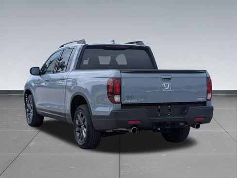 Certified 2023 Honda Ridgeline Sport image 3
