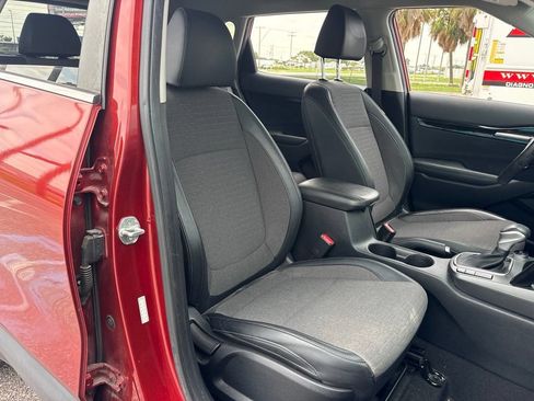 Used 2021 Kia Seltos S FWD image 16
