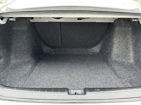 Used 2022 Honda Accord Touring image 8