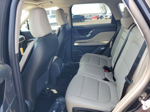 New 2026 Lincoln Corsair Premiere AWD/4WD image 25