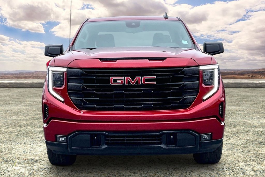 Used 2024 GMC Sierra 1500 Elevation AWD/4WD image 2