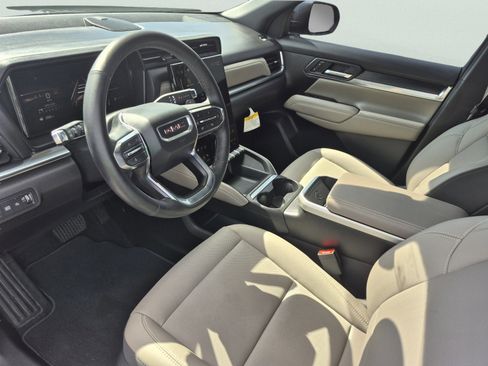 Used 2026 GMC Terrain Elevation w/ Elevation Premium Package FWD image 20