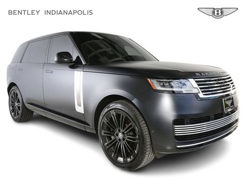 Used 2024 Land Rover Range Rover SV AWD/4WD image 1