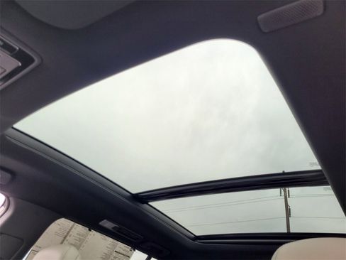 New 2026 Toyota Grand Highlander AWD Hybrid image 17