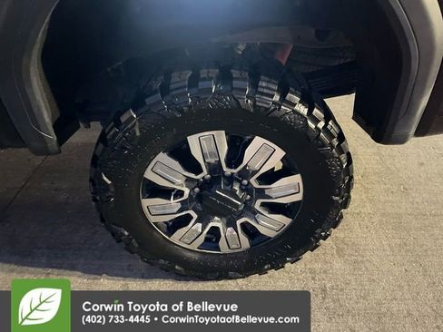 Used 2024 GMC Sierra 2500 Denali w/ Denali Reserve Package image 25