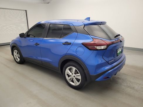 Used 2021 Nissan Kicks S FWD image 3