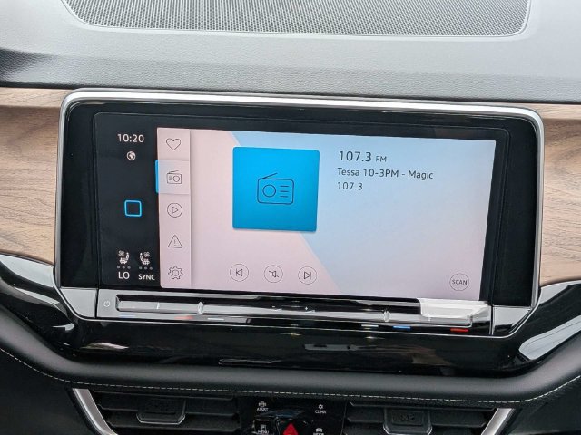 New 2026 Volkswagen Atlas SE FWD image 19