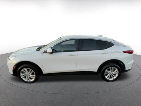 Used 2025 Buick Envista Preferred image 10