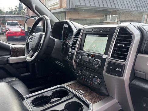 Used 2018 Ford F250 Lariat w/ Lariat Ultimate Package image 24