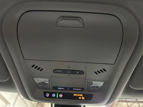 Used 2023 Chevrolet Blazer LT w/ Convenience Package image 38