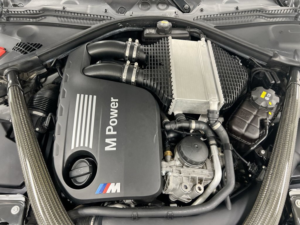 Used 2017 BMW M4 Coupe RWD image 26