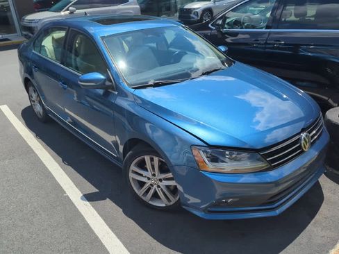 Used 2017 Volkswagen Jetta SEL FWD image 1
