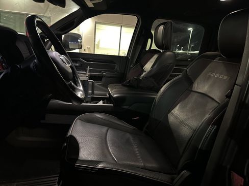 Used 2021 RAM 2500 Laramie w/ Night Edition image 5