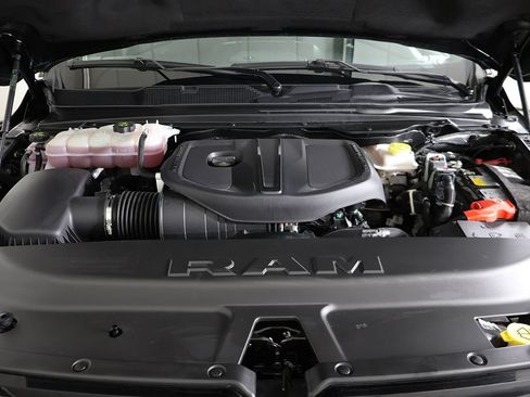 Used 2025 RAM 1500 Big Horn AWD/4WD image 21