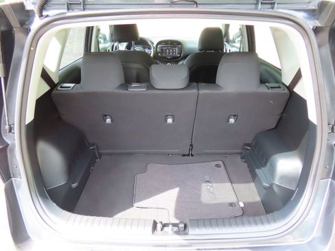 Certified 2025 Kia Soul LX w/ LX Technology Package FWD image 14