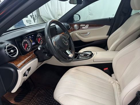 Used 2018 Mercedes-Benz E 300 image 14