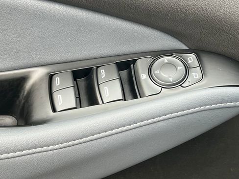 Certified 2024 Buick Enclave Essence w/ Experience Buick Package AWD/4WD image 18