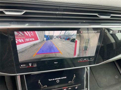 Used 2022 Audi Q7 3.0T Premium Plus image 17