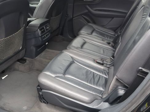 Used 2017 Audi Q7 3.0T Premium Plus image 27