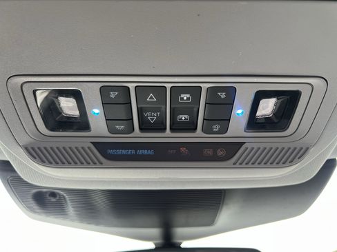 Used 2023 Ford Explorer XLT w/ Equipment Group 202A image 40