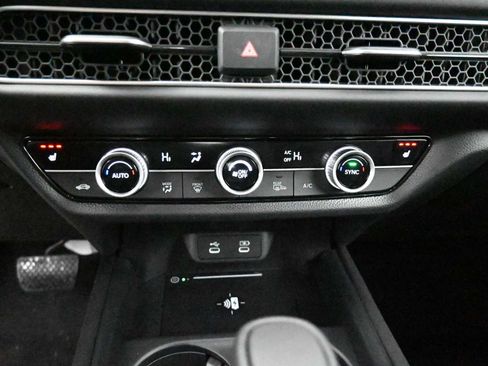 New 2026 Honda HR-V EX-L image 9