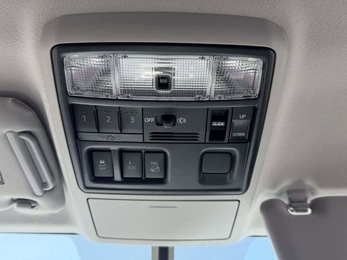 Used 2019 Toyota 4Runner SR5 Premium AWD/4WD image 41