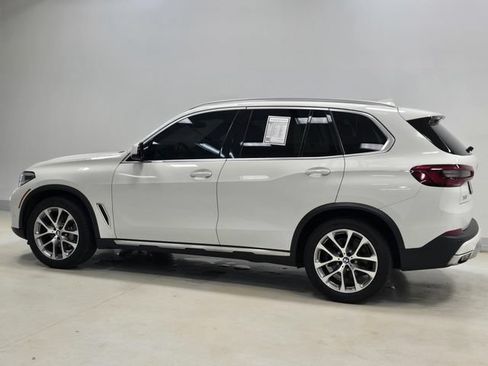 Used 2019 BMW X5 xDrive40i w/ Premium Package 2 AWD/4WD image 4